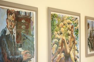 Make sure you see @suffolkpainter's artwork on display in Red Studio for the last weekend of the Aldeburgh Studio Trail. Featuring oil paintings based off black and white photographs of Britten and Pears, David Gillingwater has breathed life into these snapshots of Britten and Pears over the years.﻿ ﻿ ﻿ ﻿ ﻿ ﻿ .﻿ .﻿ .﻿ #TheRedHouse #BrittenPears #BrittenOfficial #AldeburghFestival #AldeFest #painting #suffolkpainter #oilpainting #exhibition #art #artwork #culture #history #localhistory #aldeburgh #suffolk #suffolkcoast #instapic #instagood #instadaily #travelgood #travelgram #travelpic #picoftheday #photooftheday
